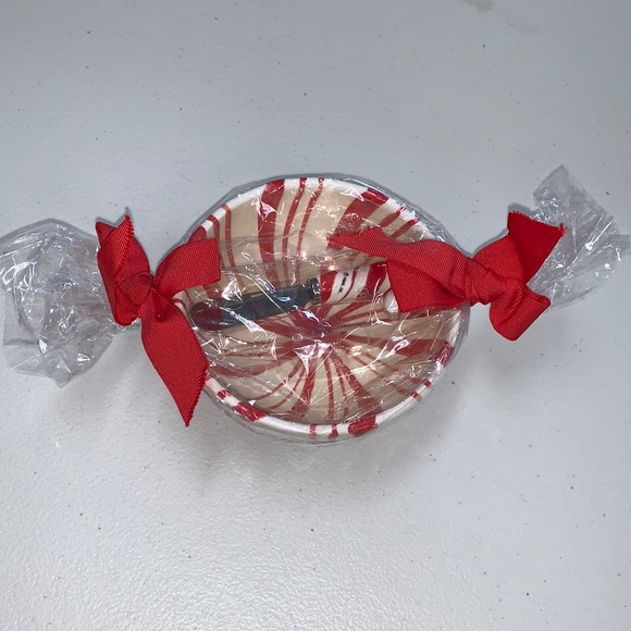 Hallmark Other - ❗️Hallmark Candy Cane Bowl & Matching Cheese Knife